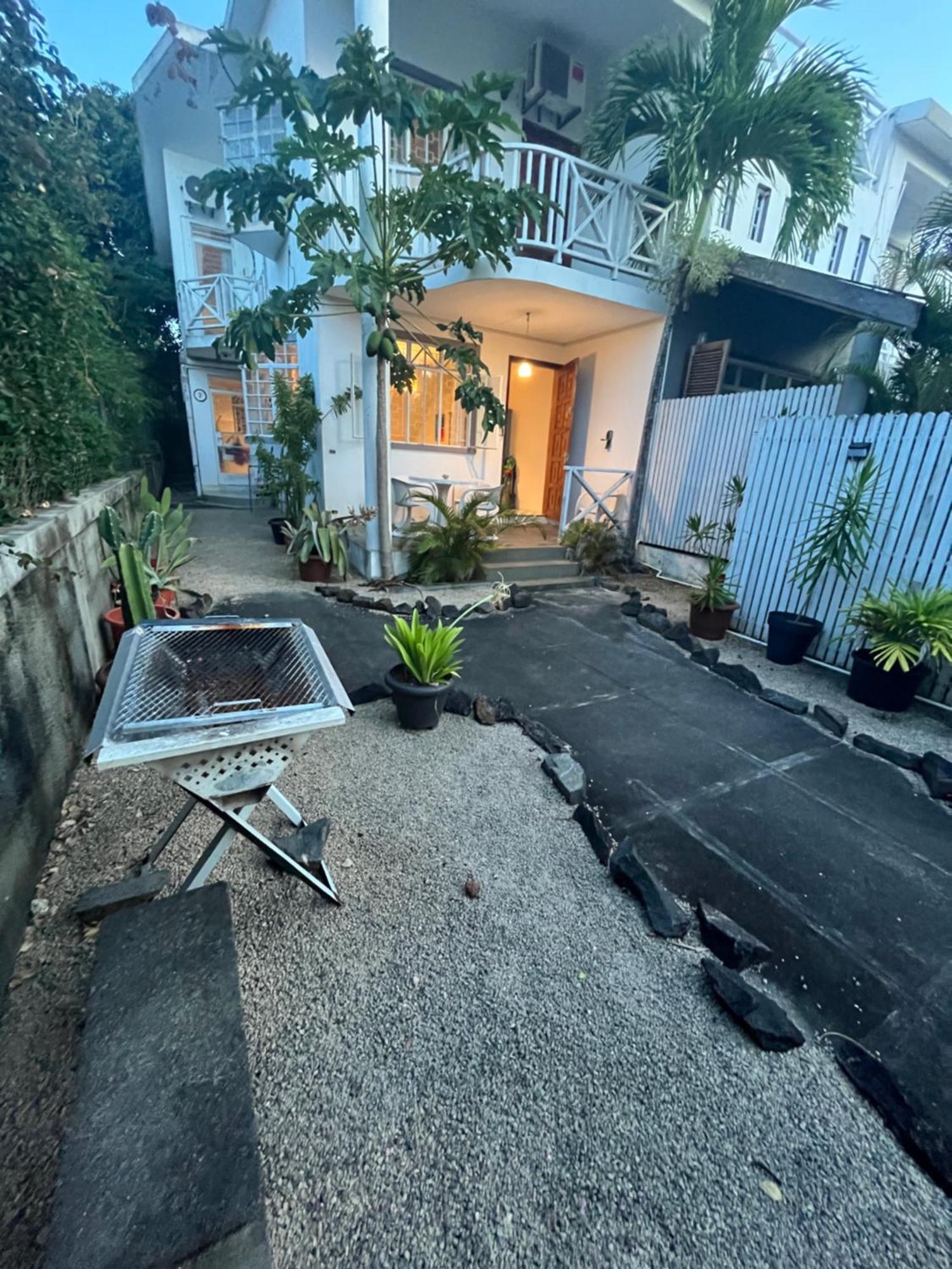 Maison Sandra Montchoisy エクステリア 写真